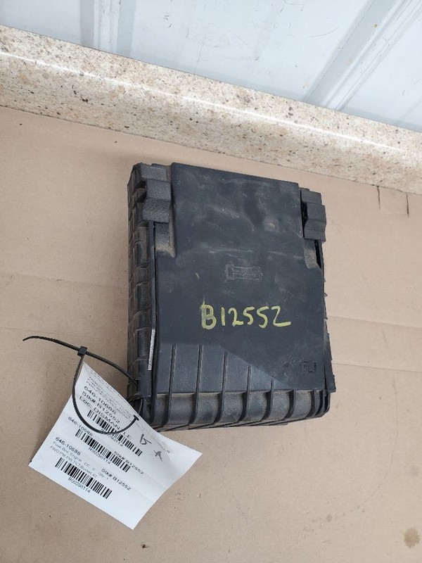 Fuse Box Engine Compartment Fits 09-12 CC 298114