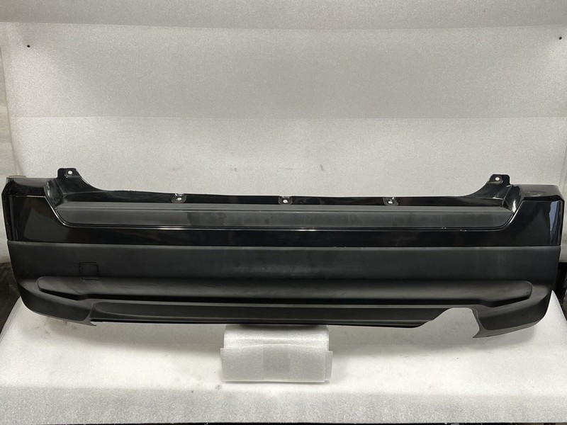 2011 - 2017 JEEP PATRIOT REAR BUMPER COVER BRILLIANT BLACK CRYSTAL PXR