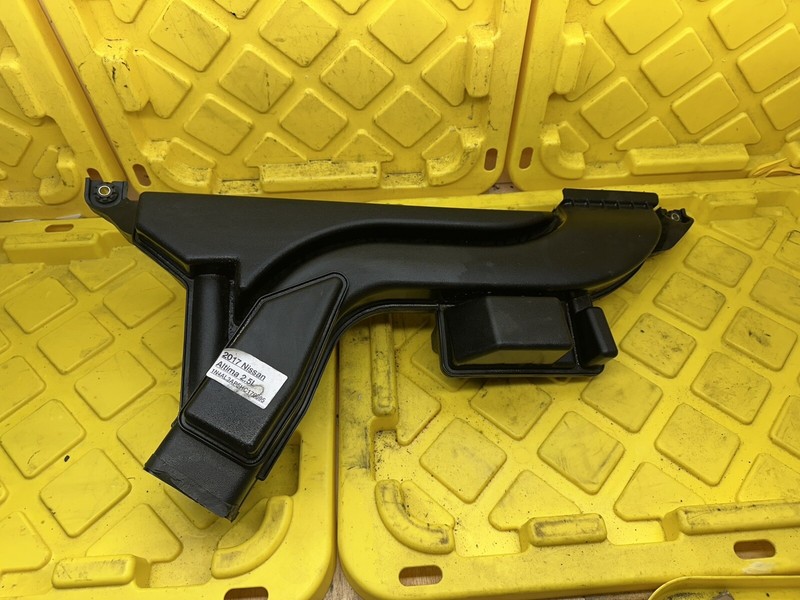 2013 to 2018 Nissan Altima 2.5L Front Air Cleaner Intake Duct Tube OEM