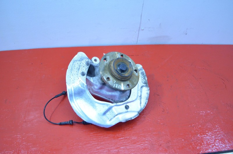 12-18 BMW F30 328I RWD FRONT LEFT DRIVER SPINDLE KNUCKLE HUB BEARING OEM