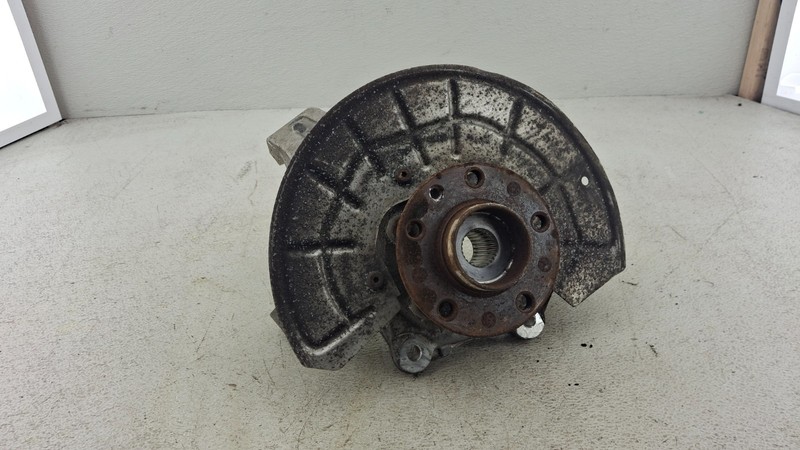 2017 - 2025 ALFA ROMEO GIULIA 2.0L REAR RIGHT SIDE SPINDLE KNUCKLE & HUB OEM