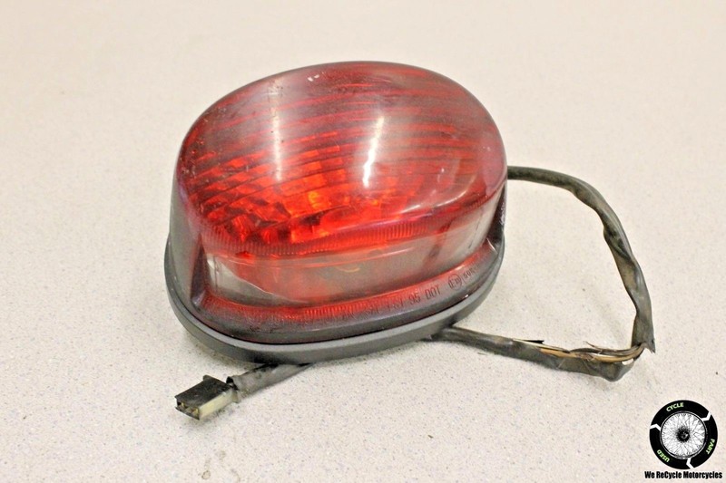 2003 Suzuki Marauder 800 Vz800 Rear Tail Taillight Back Brake Light Lamp VZ 03