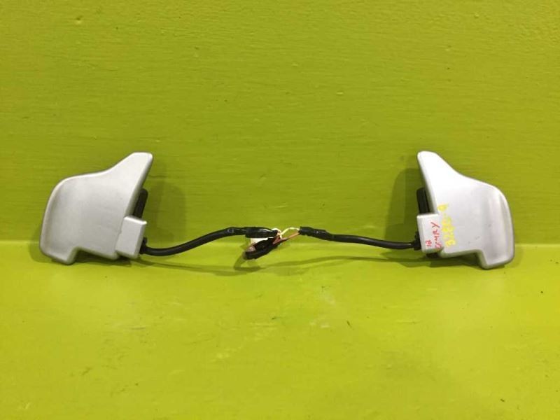 12 CAMRY PADDLE + - SHIFTER WHEEL SWITCH(PAIR) OEM 3280-9