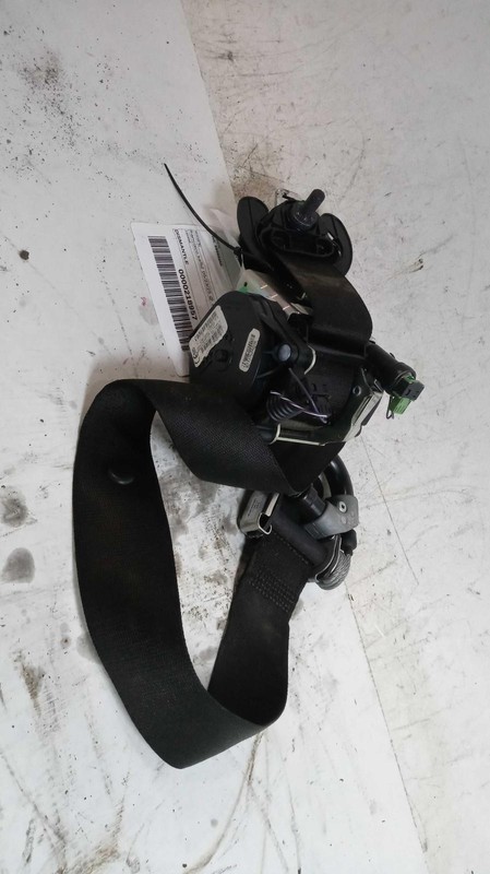 2018 BMW X5 Front Right Seat Belt OEM White 138K Miles - Warranty Included
