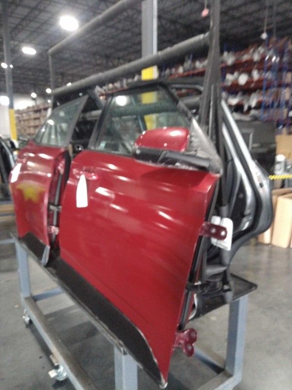 2020 Hyundai Venue Right Door Red 4DR SUV Used OEM 699307 54000 Miles