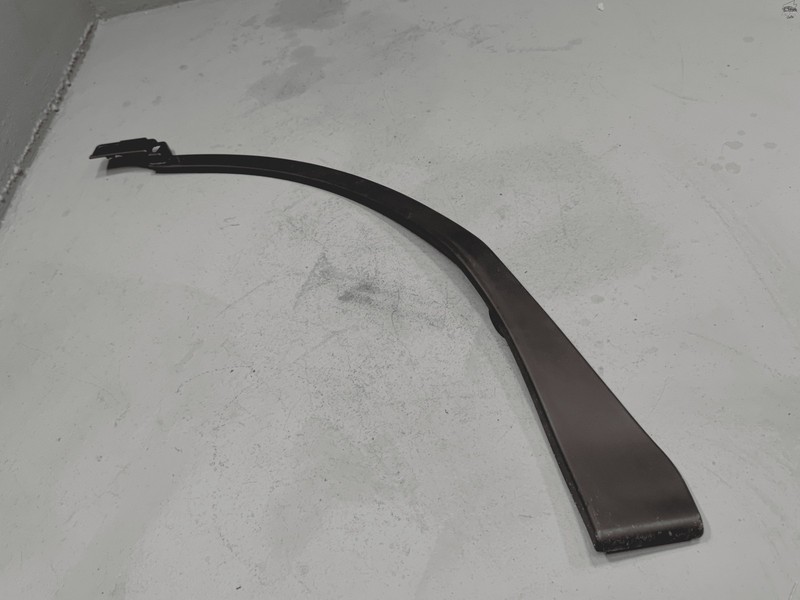 2017-2022 HONDA CR-V REAR PASSENGER SIDE FORWARD WHEEL ARCH MOLDING OEM