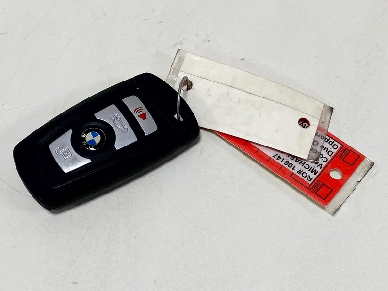 16-18 BMW SERIES 3 320i F30 REMOTE CONTROL SMART KEY FOB KEYLESS TRANSMITTER OEM