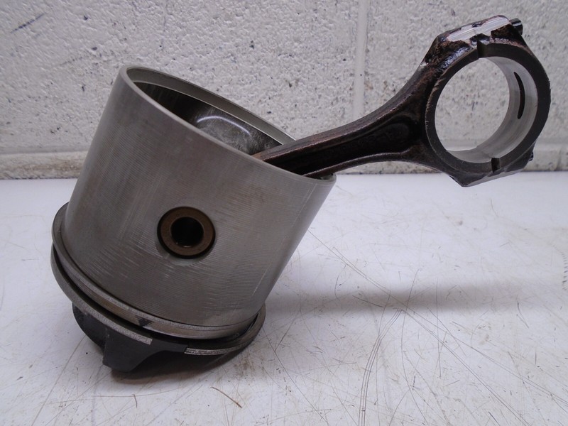 CF3 Force Outboard 90hp Piston & Connecting Rod 600-818052A6 700-819690A1