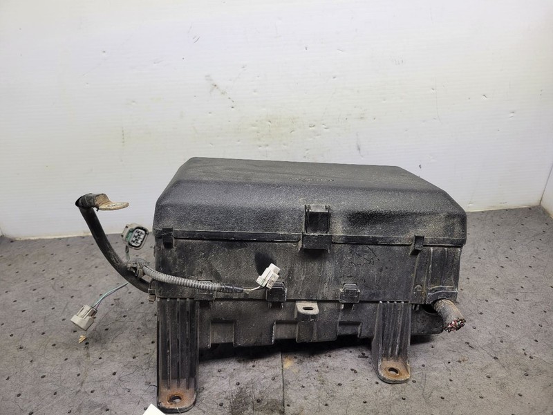 Fuse Box Engine Fits 14-20 TUNDRA 1728402