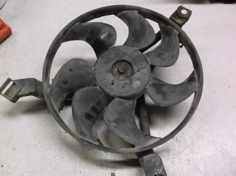 GM Radiator Fan Motor and Blade Assembly PP22136221 22017575 *FREE SHIPPING*