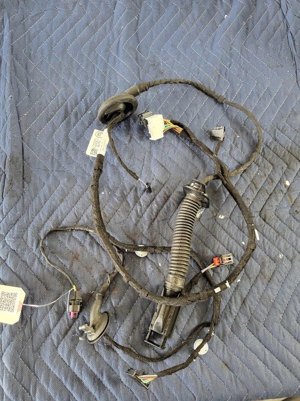 Used Oem Audi Right Passenger Rear Door Wiring Harness for 2022 Q3