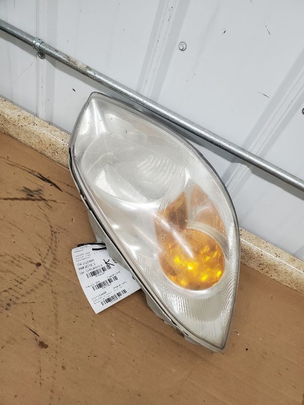 Passenger Headlight Amber Turn Signal Lens Fits 05-08 COBALT 293691