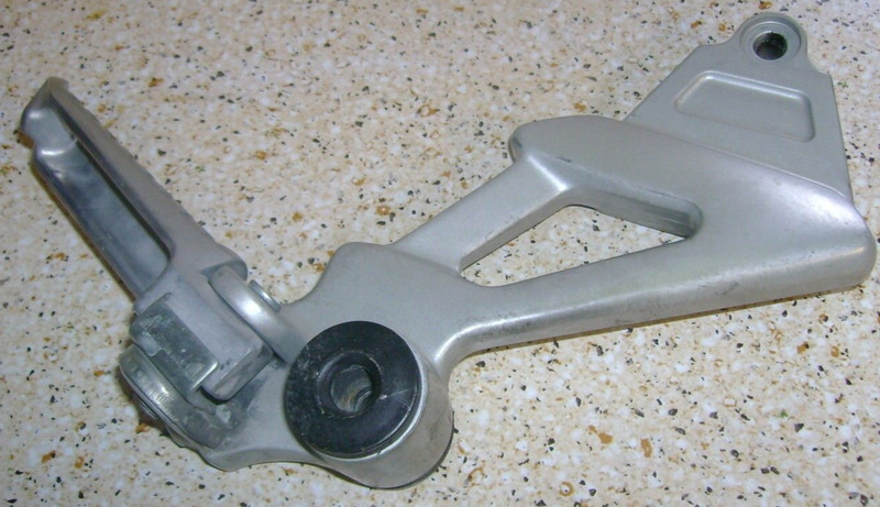 1993 Kawasaki ZX1100 ZX 1100 ZX11 Ninja Right Rear Passenger Foot Peg Pedal G7