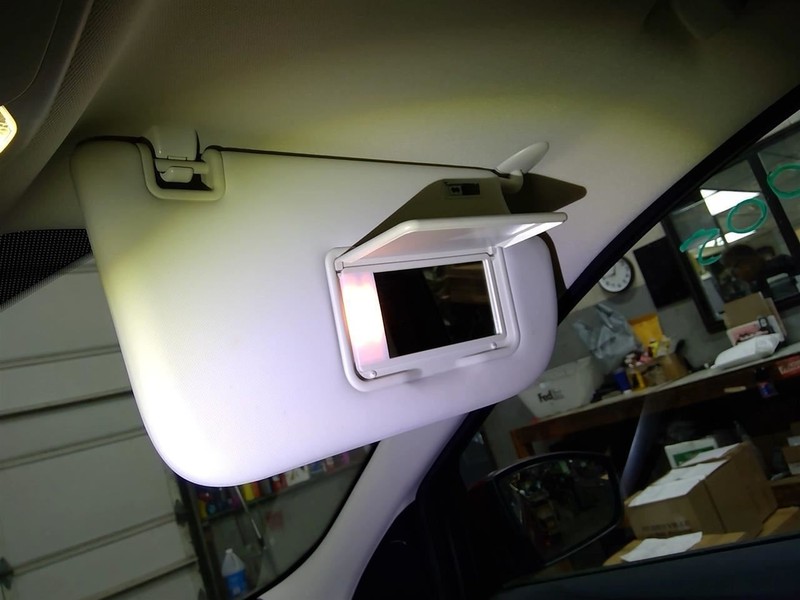 Passenger Sun Visor Sunroof With Illumination Fits 13-19 ESCAPE 1731330