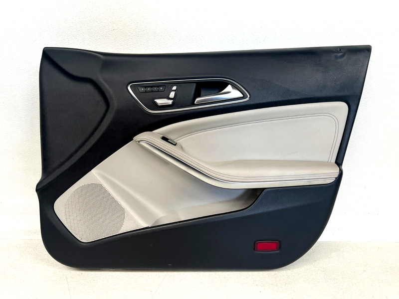 ⭐14-19 MERCEDES-BENZ CLA250 FRONT RIGHT RH INTERIOR DOOR TRIM PANEL OEM LOT2745