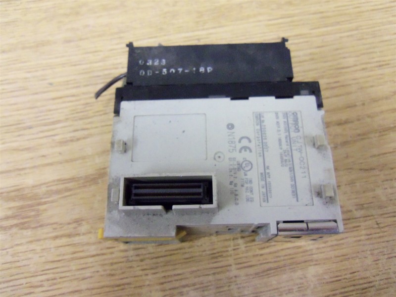 Omron CJ1W-OC211 Output Unit 250VAC 71TM OC211 AC250V 2A DC24V 2A