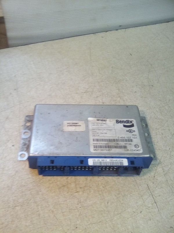 2006 Volvo VNL Bendix 0 486 107 101, 5018581 Brake Module