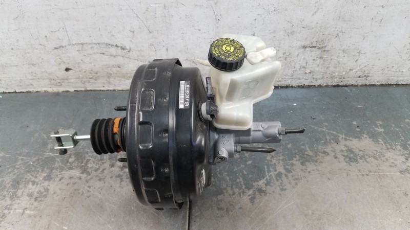 2011 Mercedes Benz AMG E 63 Brake Master Cylinder / Booster#4899 P6