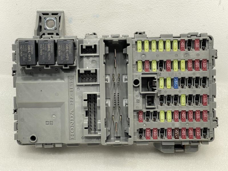 2018-2020 HONDA ACCORD CABIN FUSE BOX LEFT UNDER DASH 52402