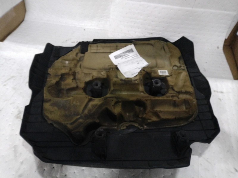 2020 KIA Sedona Engine Cover Silver 3232741 Used 116k Miles OEM Quality