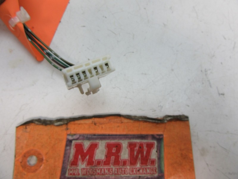 WIRE PLUG BLEND DOOR MOTOR DASH AIR VENT HEAT ACTUATOR DAMPER SWITCH 063700-7470