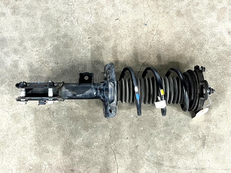 ⭐2021-2023 HYUNDAI ELANTRA 2.0L FWD FRONT LEFT SHOCK STRUT ABSORBER OEM LOT2710