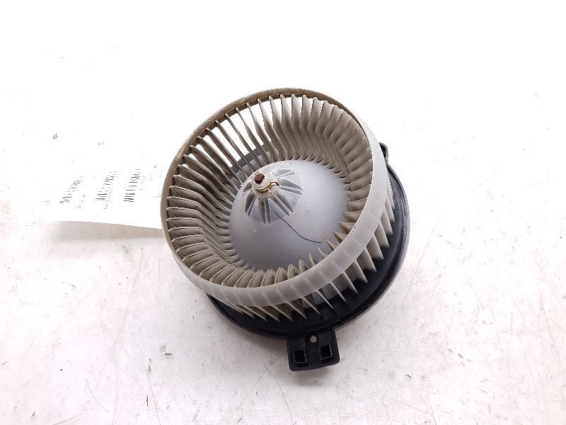 01-05 LEXUS IS300 AC BLOWER MOTOR