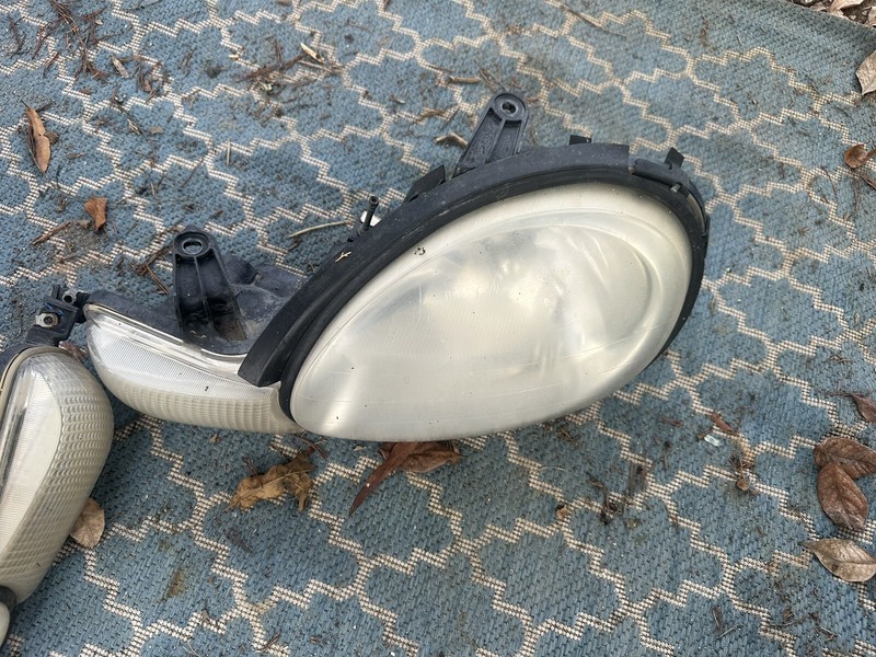 00-02 DODGE NEON OEM LH HEADLIGHT ASSEMBLY - DRIVER SIDE