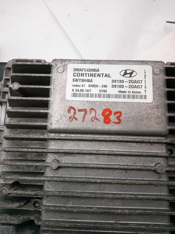 Used Engine Control Module (ECM) fits: 2015 Hyundai Santa fe Electronic Control