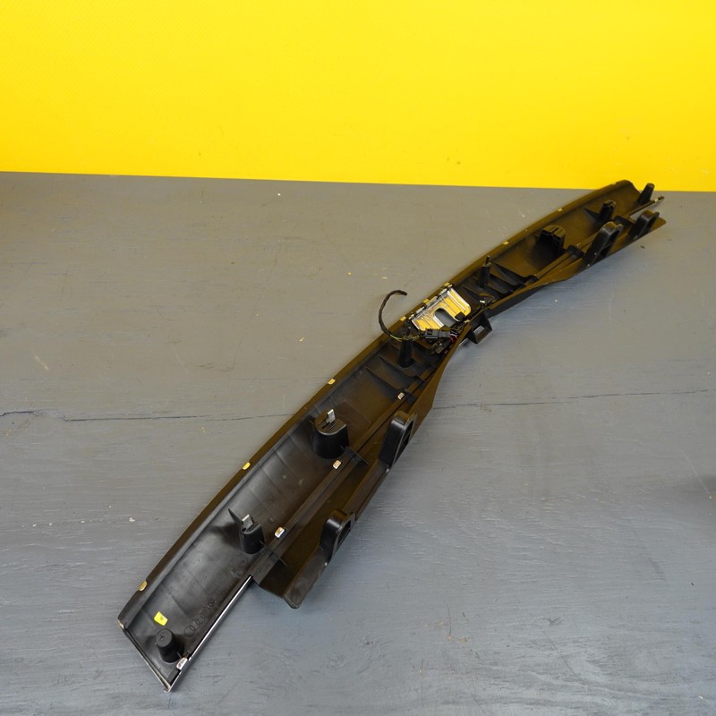 2007-2015 AUDI Q7 Tailgate Plate Sill Trim Panel Oem 4l0864483d
