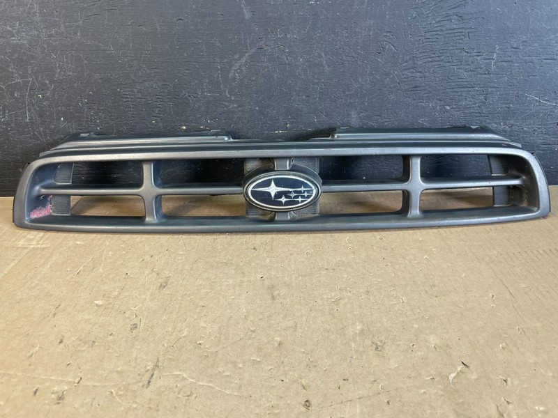 2002 to 2003 Subaru Impreza Front Grille Grill Black AD5767 DG