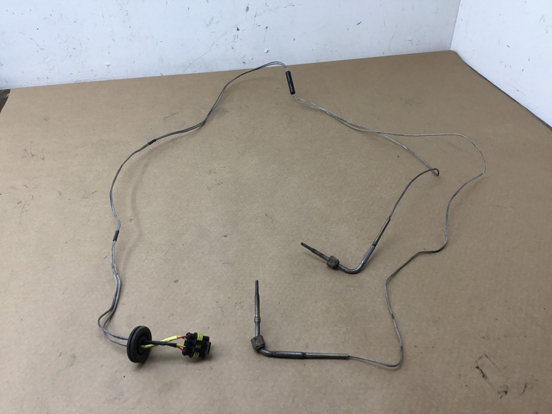 Maserati Coupe GT 2003 Thermocouple Exhaust Oxygen Sensor Set 2 PCS 02-06 ;:Y