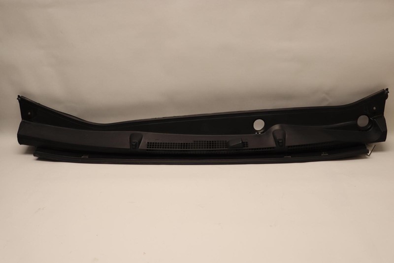2022 SUBARU WRX FRONT WINDHSIELD WIPER COWL COVER GRILL PANEL OEM