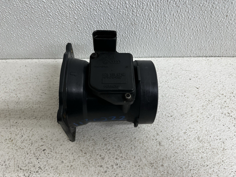 2002-2005 Volkswagen Passat Mass Air Flow Sensor Meter MAF 3C8920 970 T