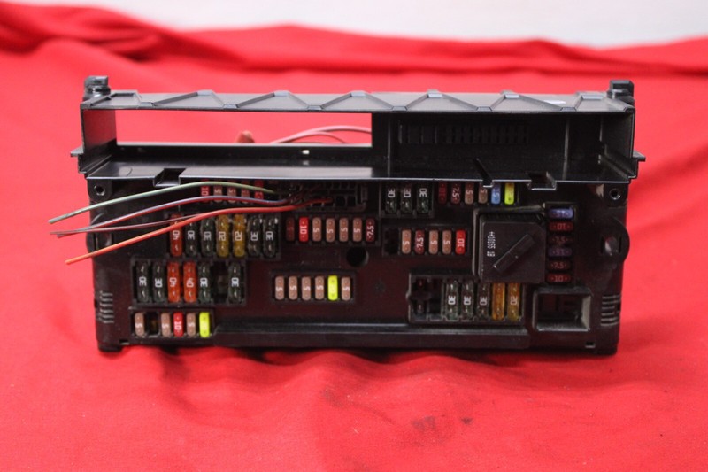 BMW F01 F02 F07 F10 5/7 Series Front Hood Power Distribution Fuse Relay Box OEM✅