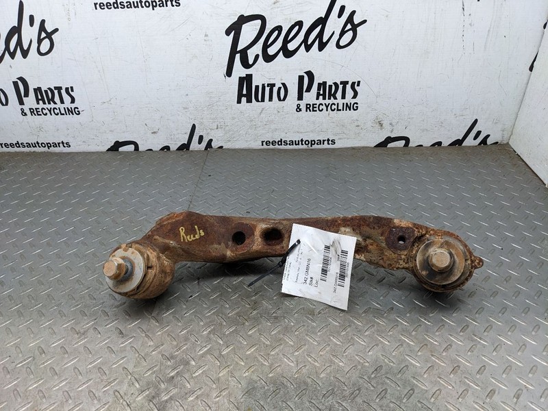 11-23GMC SIERRA SILVERADO 2500 3500 FRONT LEFT DIFFERENTIAL MOUNT BRAC 1181806