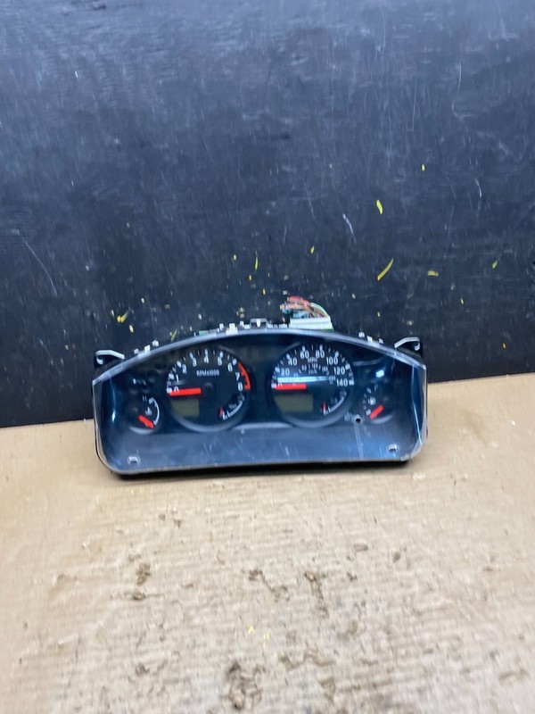 2006 - 2007 Nissan Pathfinder Xterra Cluster Speedometer Instrument OEM S6300 DG