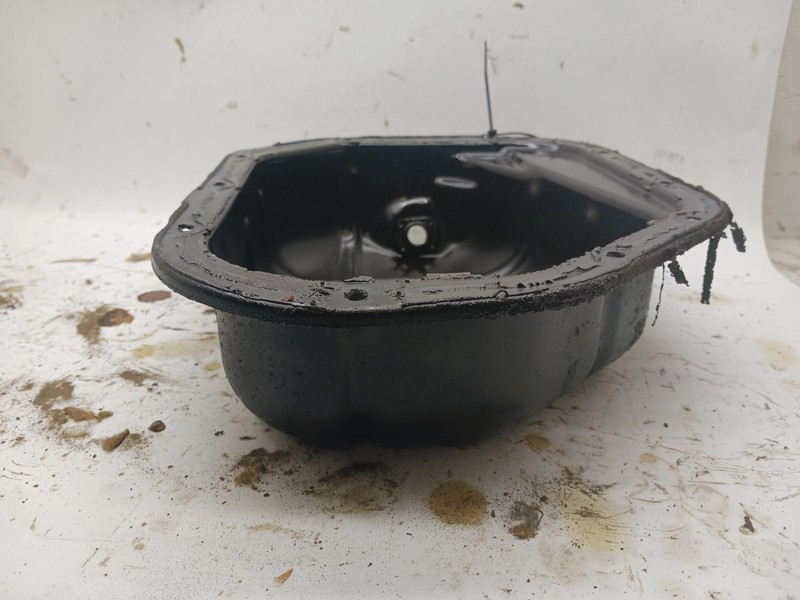 05-'10 KIA SPORTAGE lower Oil Pan 2.7L OEM 6 Month Warranty!