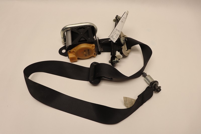 2011-2012 INFINITI QX56 FRONT LEFT DRIVER SIDE SEAT BELT BLACK OEM
