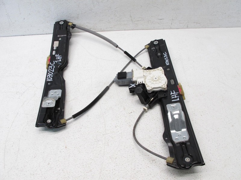 17-19 JAGUAR X760 XE WINDOW REGULATOR MOTOR LEFT DRIVER FRONT OEM 103023C