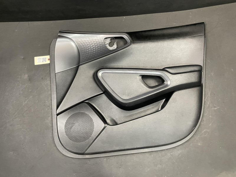 Front Right Door Trim Panel 2020 Kia Soul 82306-K0330 2021 2022