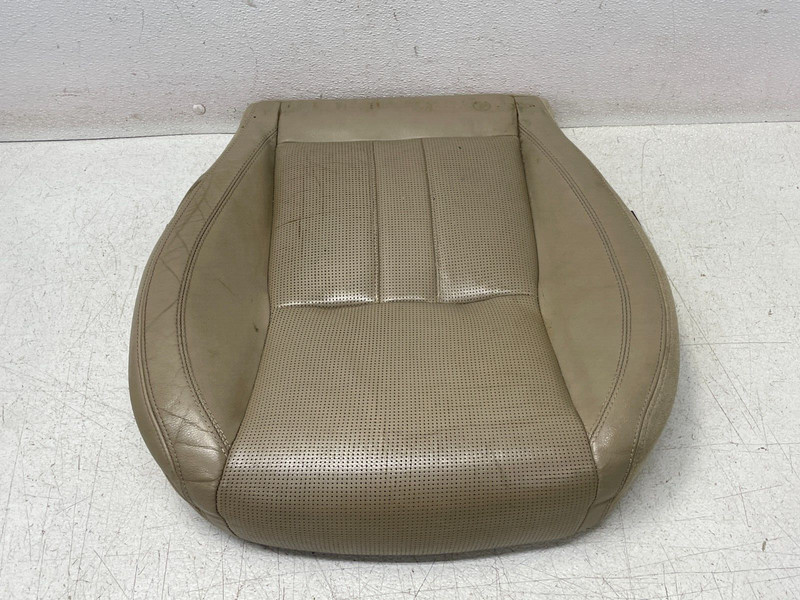 15-19 Land Rover Discovery Sport Front Right Pass Seat Lower Cushion 1413 OEM