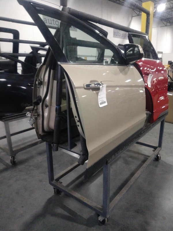 2011 Cadillac SRX Right Door Gold Used - Dings & Paint Chips, 206K Miles