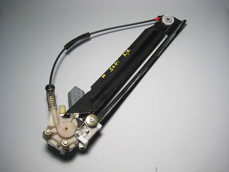 BMW E39 Right Rear Window Regulator w/ Motor 3/99+ 1999-2003 USED OEM