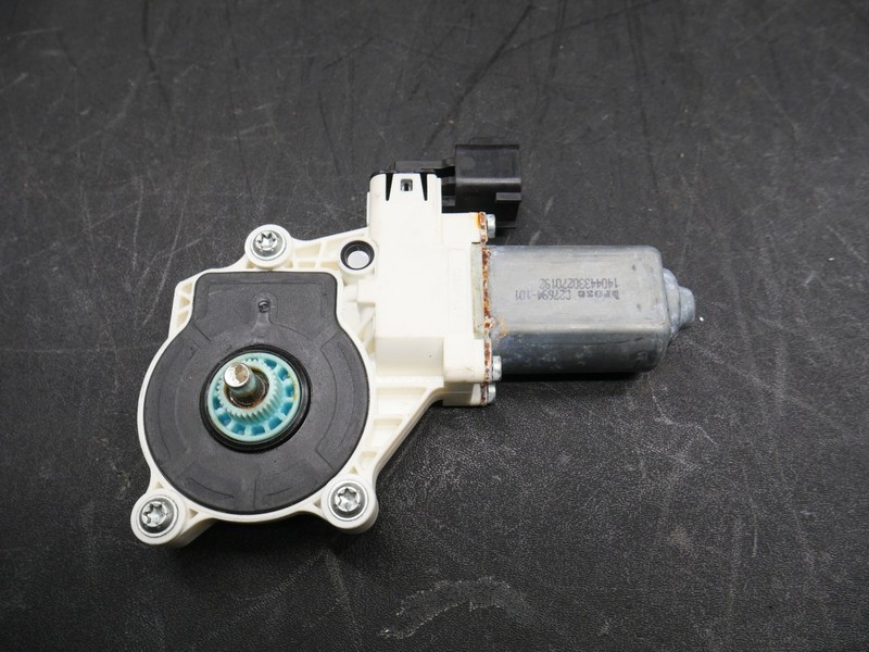 2014-2020 Jaguar F-Type Left Front Window Regulator Motor Assembly T2R74943
