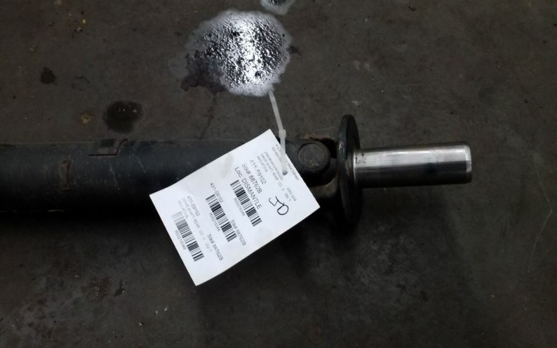 Rear Drive Shaft 4WD Fits 99-03 INFINITI QX4 216348