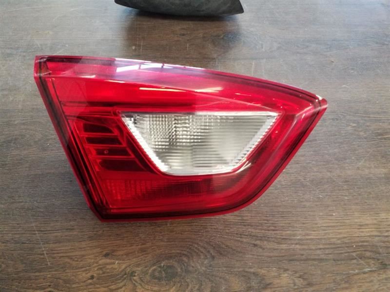 Driver Tail Light Without LED Tail Lamps Sedan Fits 17-19 CRUZE 3333187