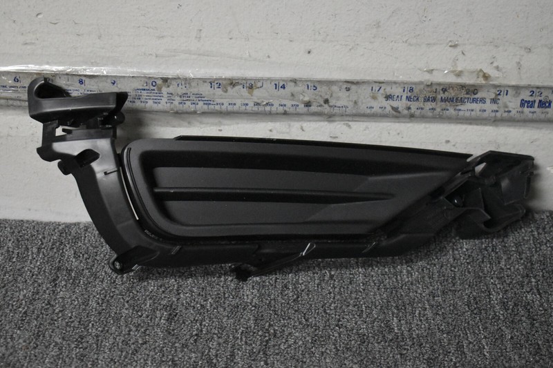 2016-2019 Volvo XC90 Trim Molding 31383630