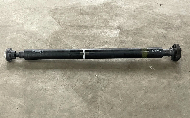 2018-2022 Alfa Romeo Stelvio Rear Drive Shaft Driveshaft RWD 14k Miles 1526 OEM