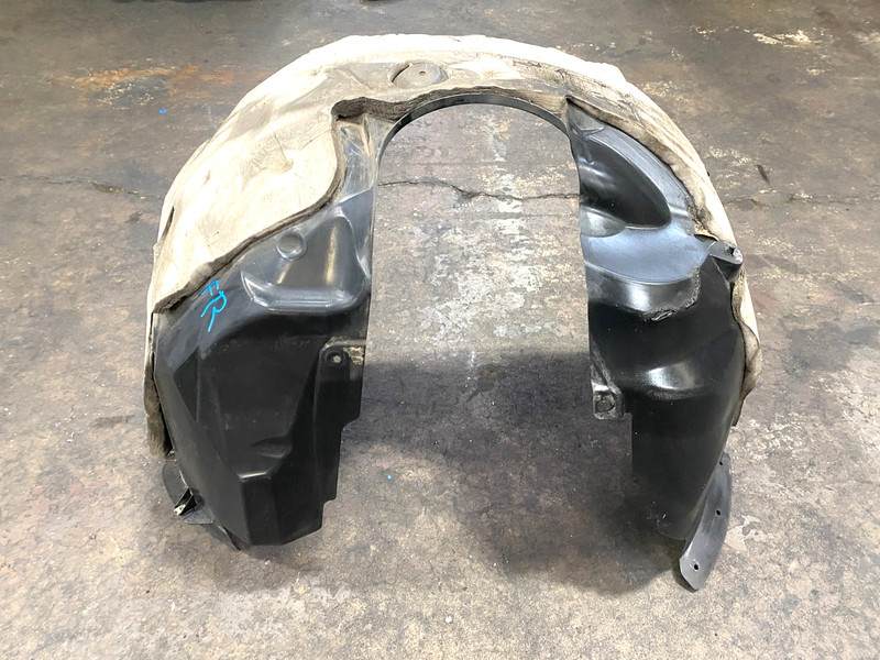 13-16 LINCOLN MKZ FRONT RIGHT PASSENGER EXTERIOR FENDER LINER OEM #A0.57